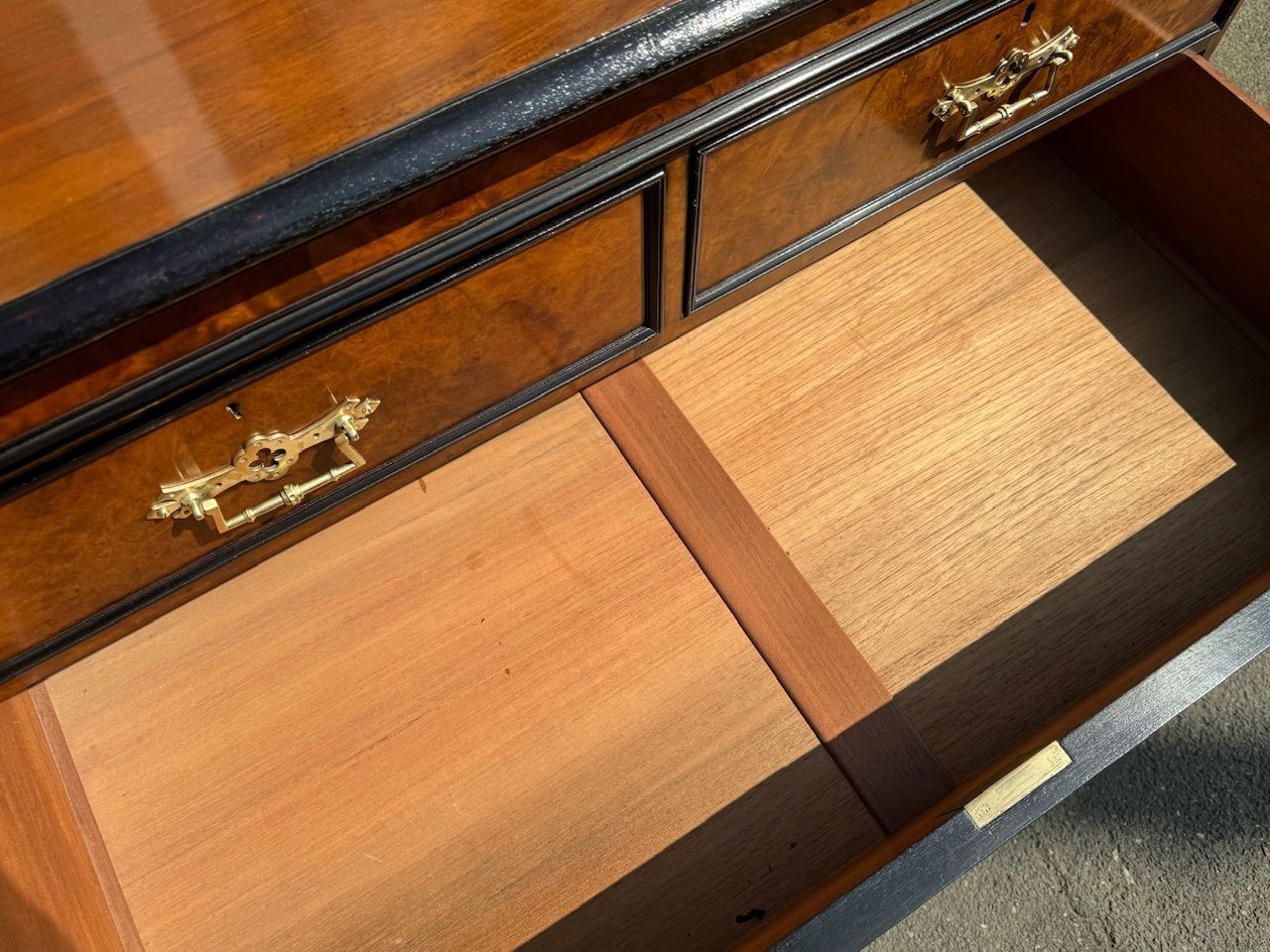 photo buy Stunning Quality 19th Century Burr Walnut Chest Of Drawers