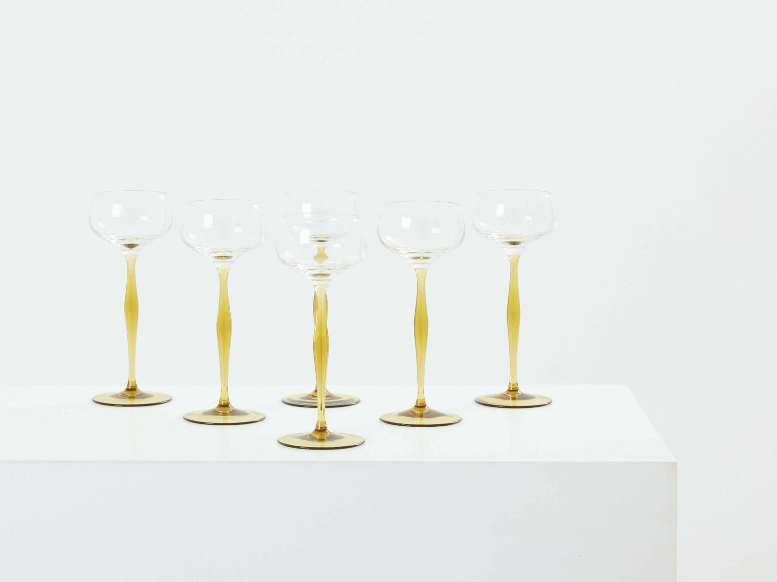 Ensemble de six verres à champagne Art Nouveau, par Peter Behrens, 1898 photo furniture