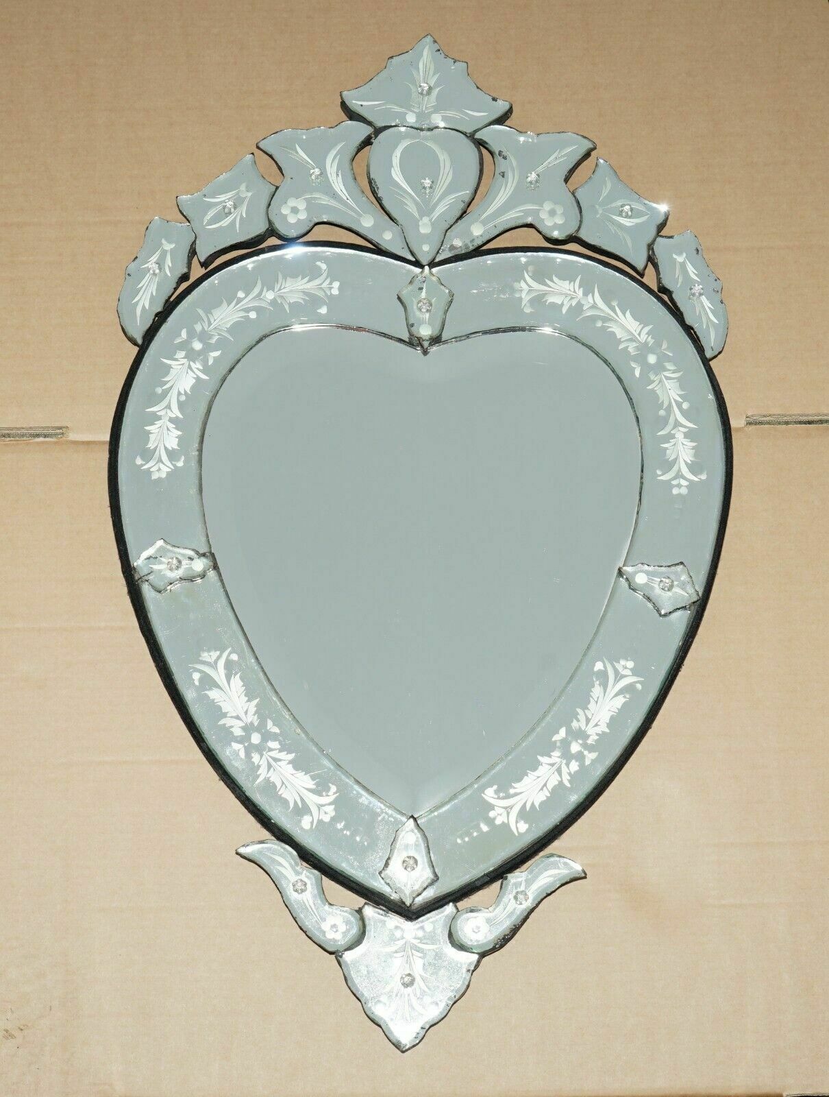 Stunning Antique Circa 1910 Venetian Etched Glass Heart Shaped Wall Mirror