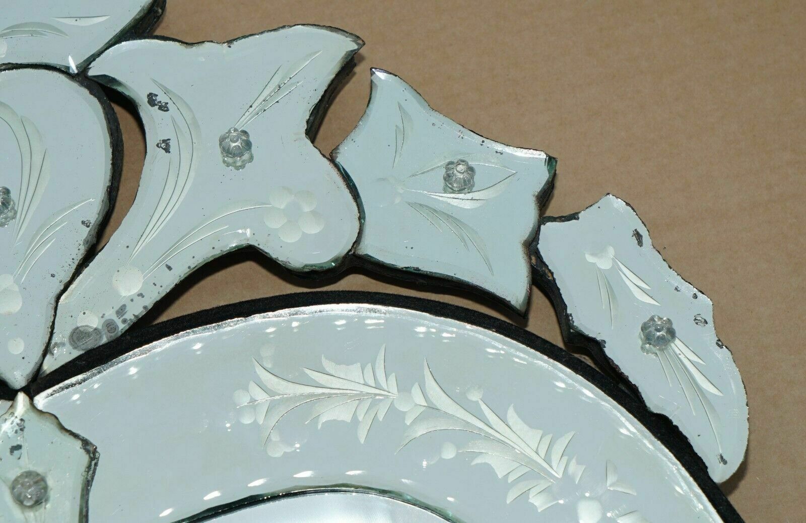 Home Decor Stunning Antique Circa 1910 Venetian Etched Glass Heart Shaped Wall Mirror photo