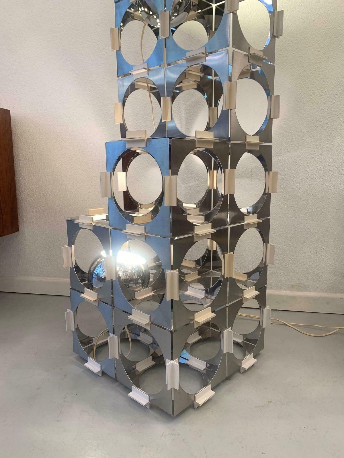 Rare Stainless Steel Skyscraper Modular Floor Lamp By Reggiani, Italy, Ca. 1970s photo Lighting