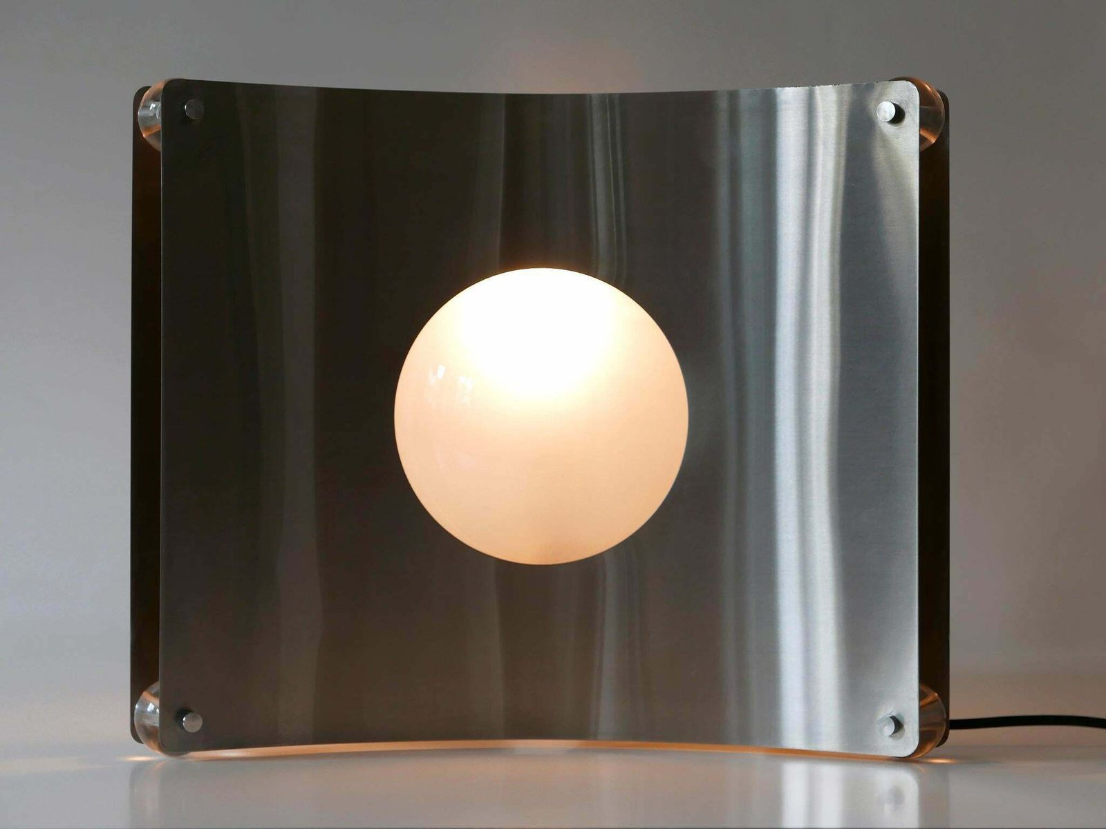 photo furniture Sculptural Floor Or Table Lamp 'Taw' By Luigi Massoni For Guzzini Italy 1960s