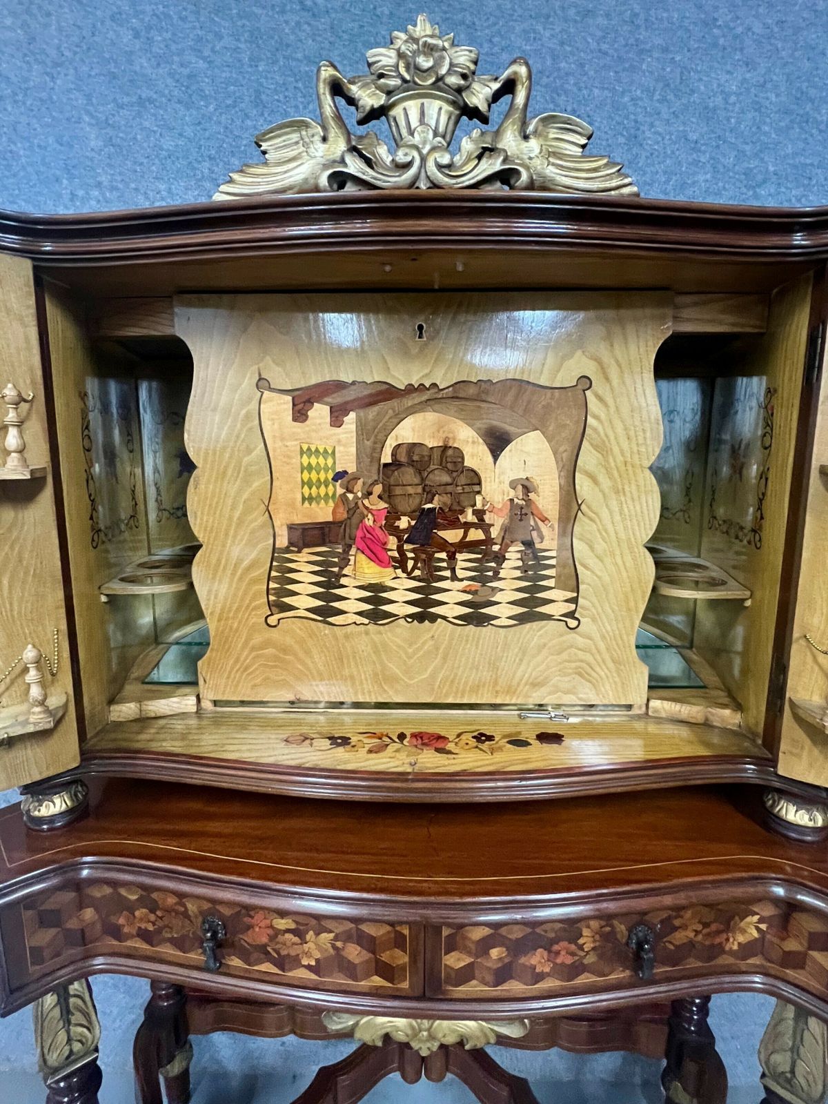 Stunning Serpentine Shaped Marquetry Inlaid Cocktail Cabinet photo vinterior
