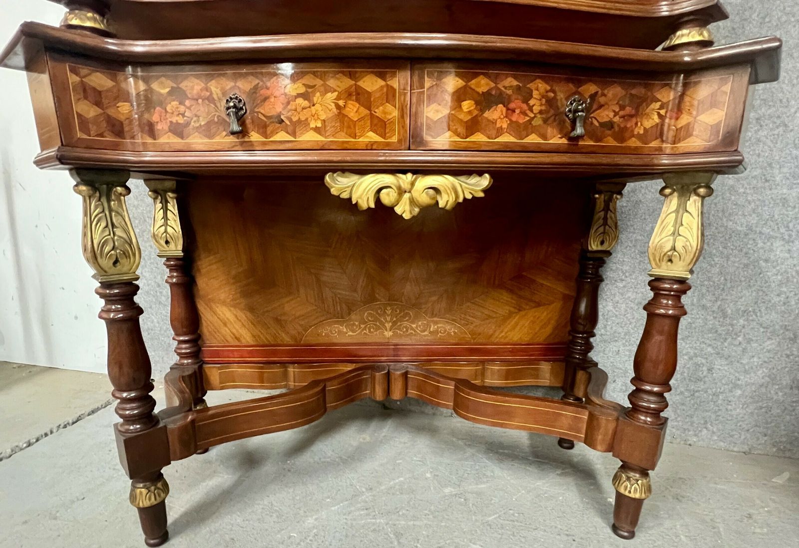 photo furniture Stunning Serpentine Shaped Marquetry Inlaid Cocktail Cabinet