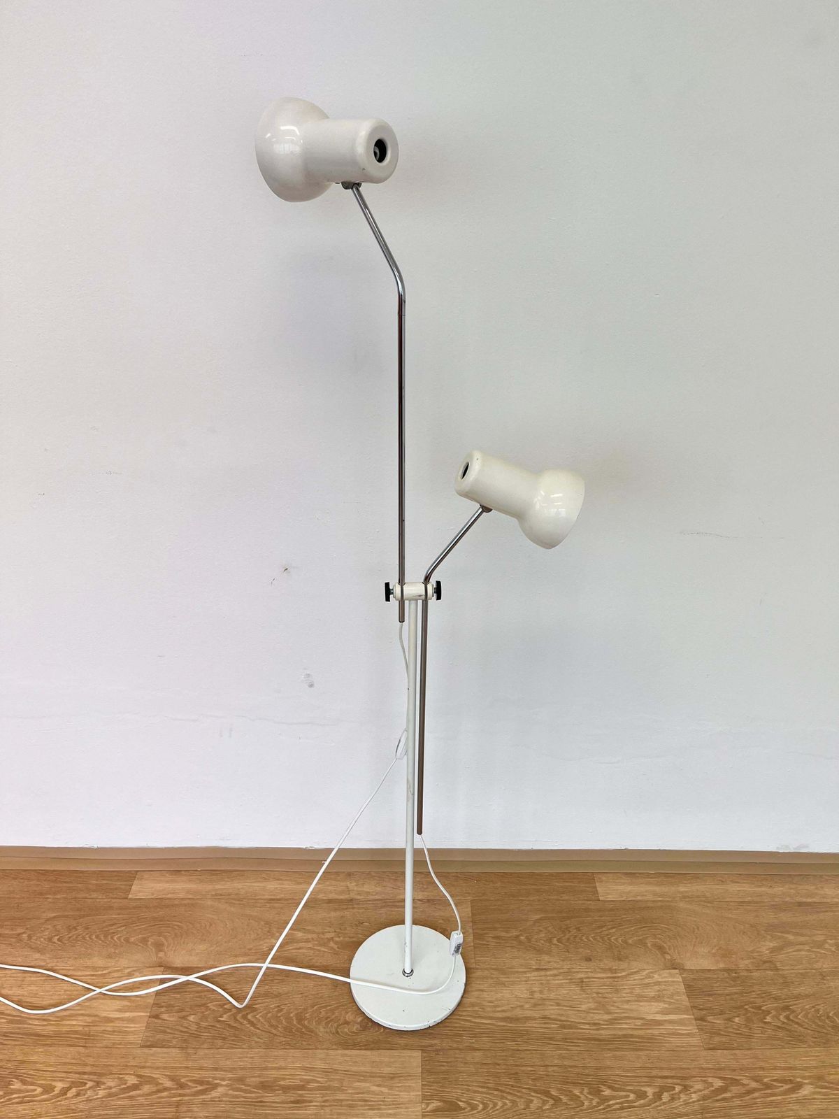 Mid-Century verstelbare designvloerlamp van Napako, jaren 1970 photo buy