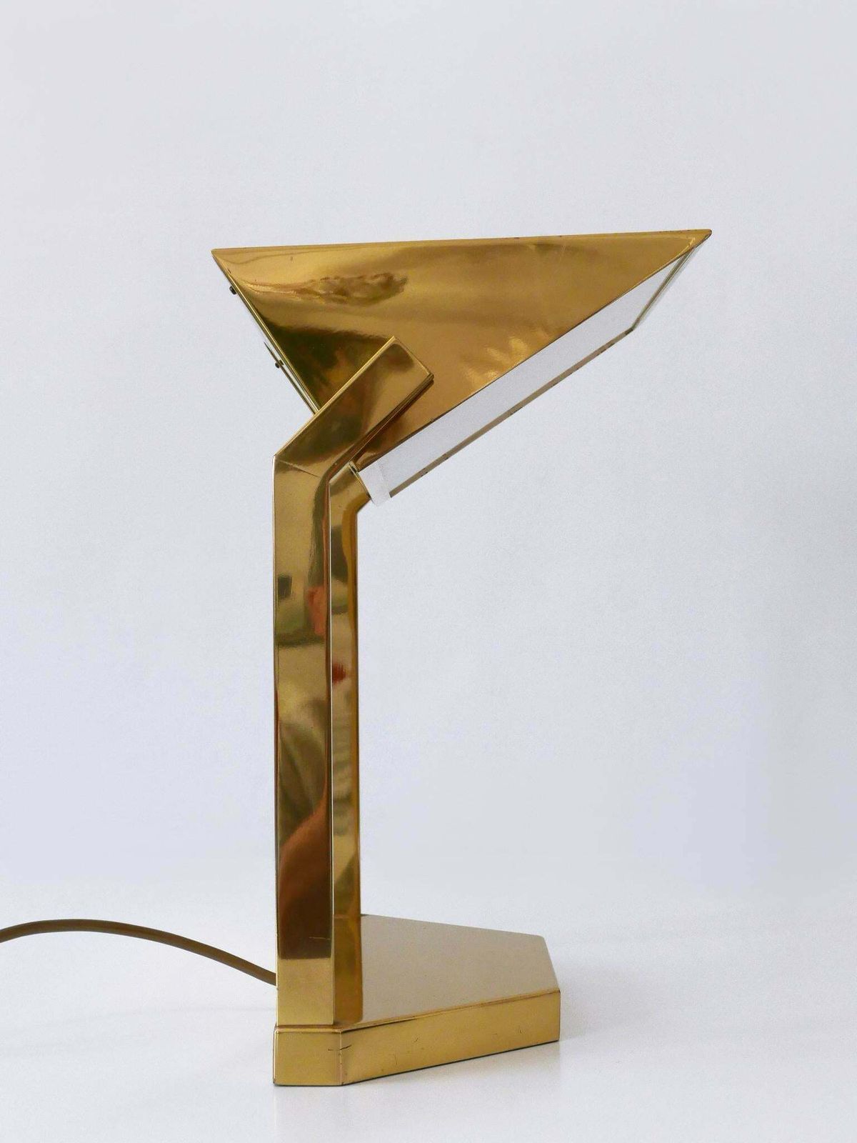 Mid Century Desk Light Or Table Lamp By Vereinigte Werkstätten Germany 1960s photo vinterior