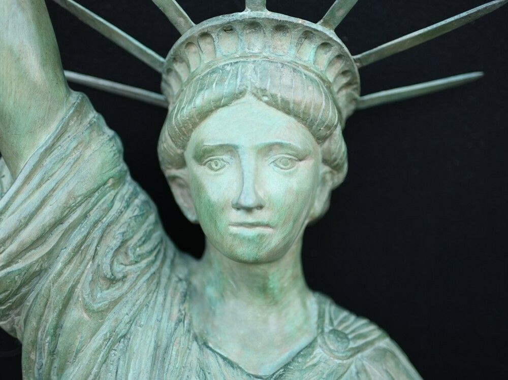Xl Statue Of Liberty Bronze Statue New York Lamp photo 3750.0