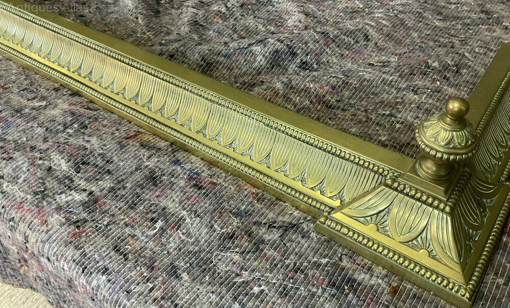 Victorian Brass Fender photo vinterior