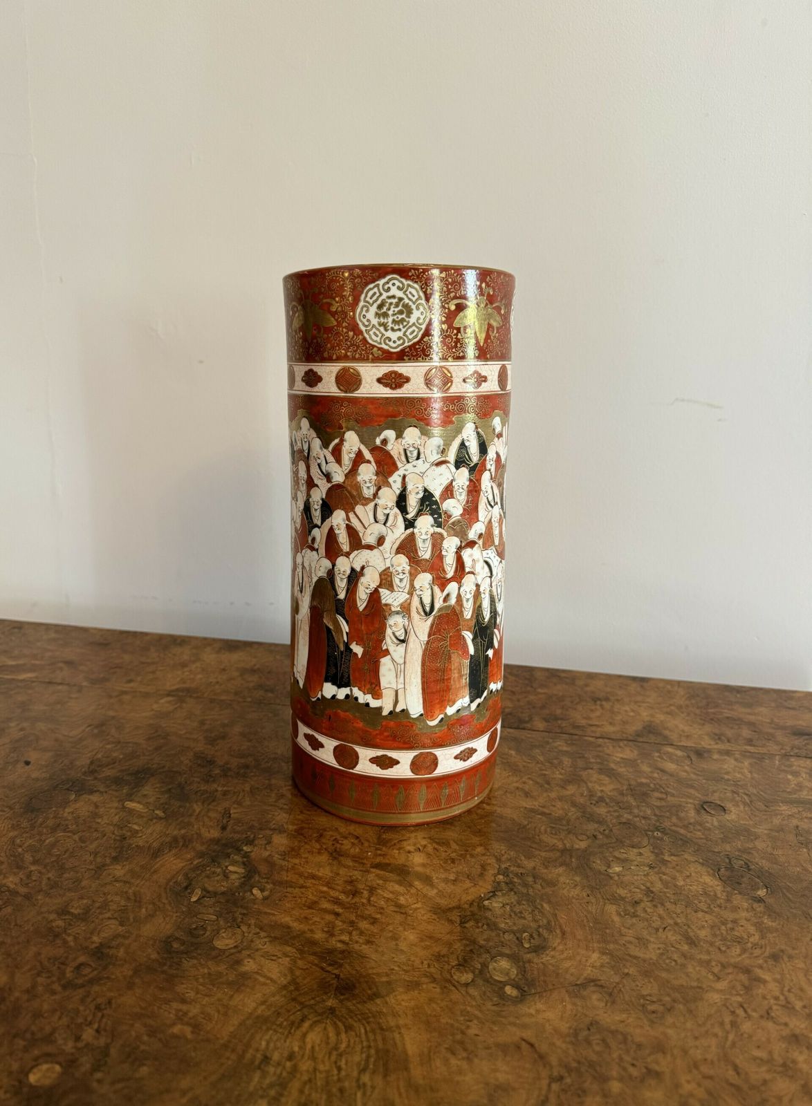 Outstanding Quality Pair Of 19th Century Japanese Kutani Cylindrical Vases photo vinterior