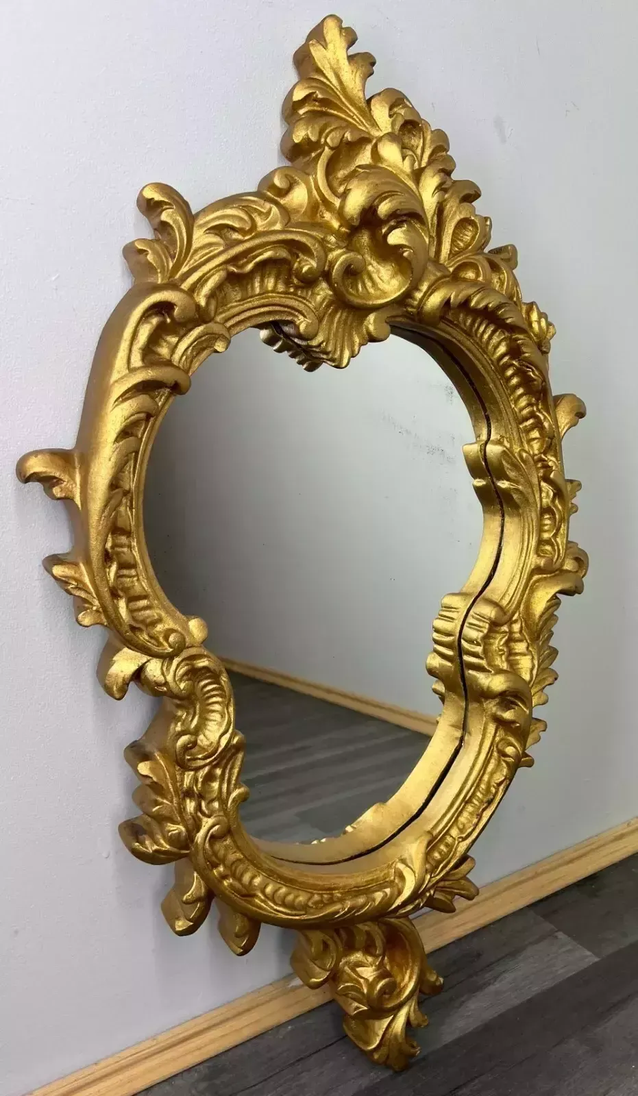 Stunning French Wall Mirror (Lot 3007)