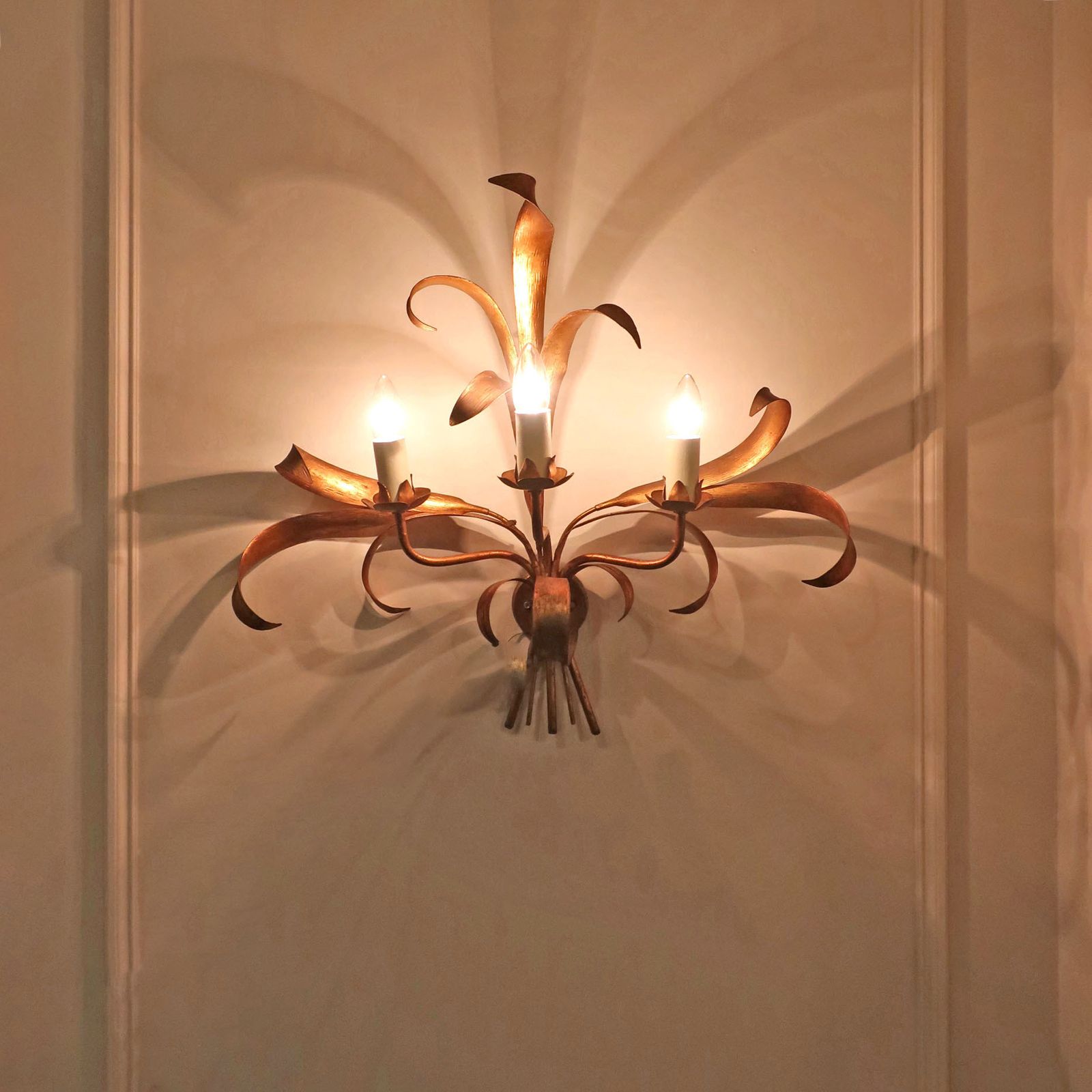 Mid Century Italian Hollywood Regency Style Gilt Metal Large Wall Light photo furniture