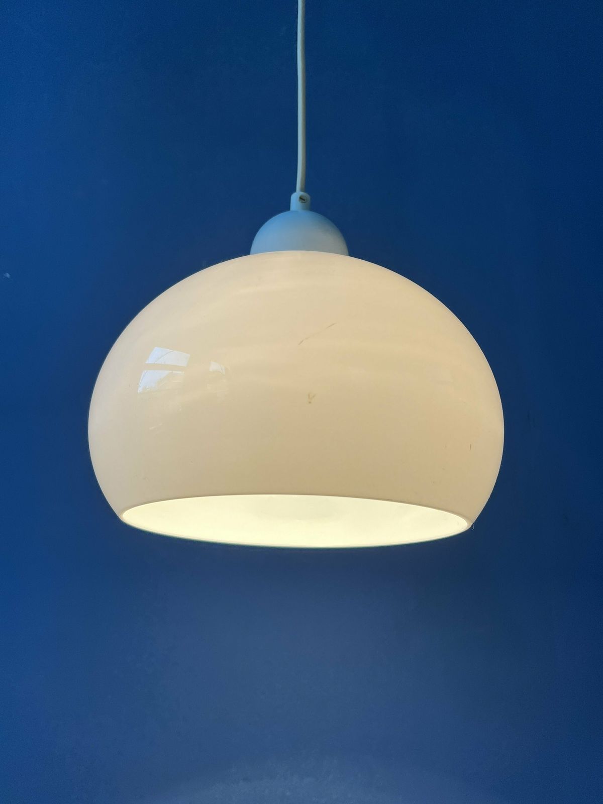 Kleine Witte Space Age Paddenstoellamp photo furniture