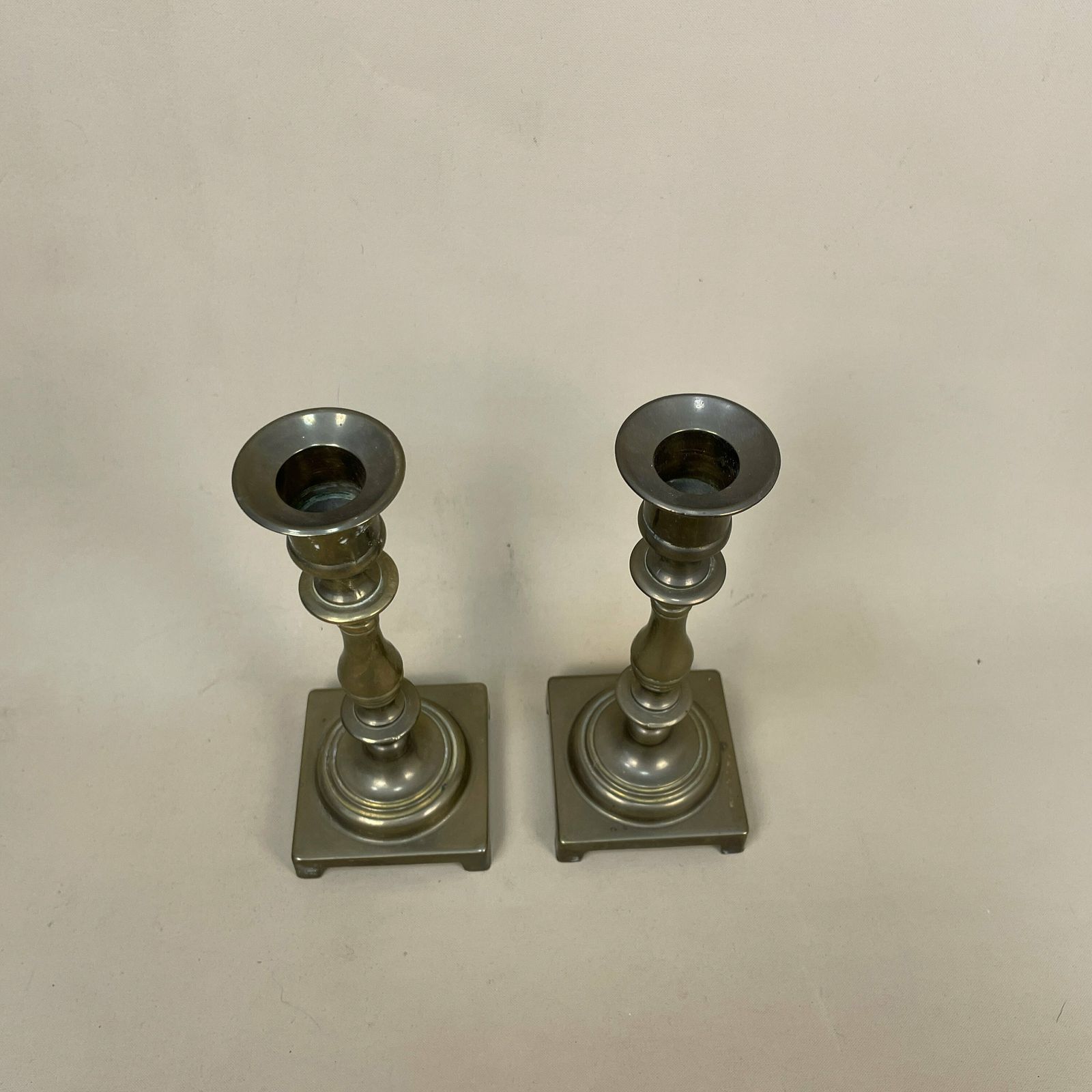 Antique Matching Pair Of Gold Brass Metal Candlestick Candle Stick Vintage Column Taper Dinner Candlesticks Square Base Column Pillar Feet photo Home Decor