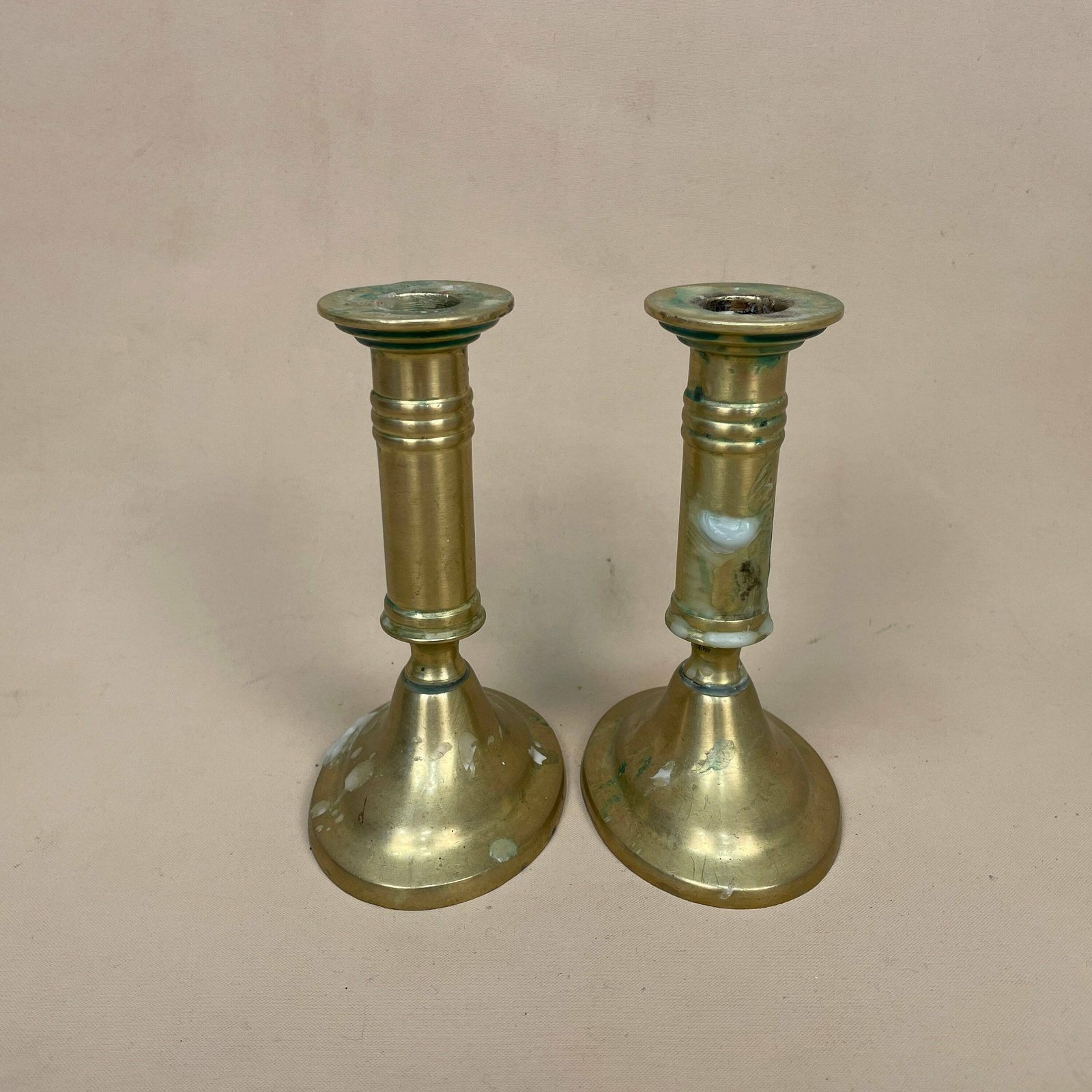 Antique Matching Pair Of Gold Brass Metal Candlestick Candle Stick Vintage Column Taper Dinner Candlesticks Oval Base Column Pillar photo furniture