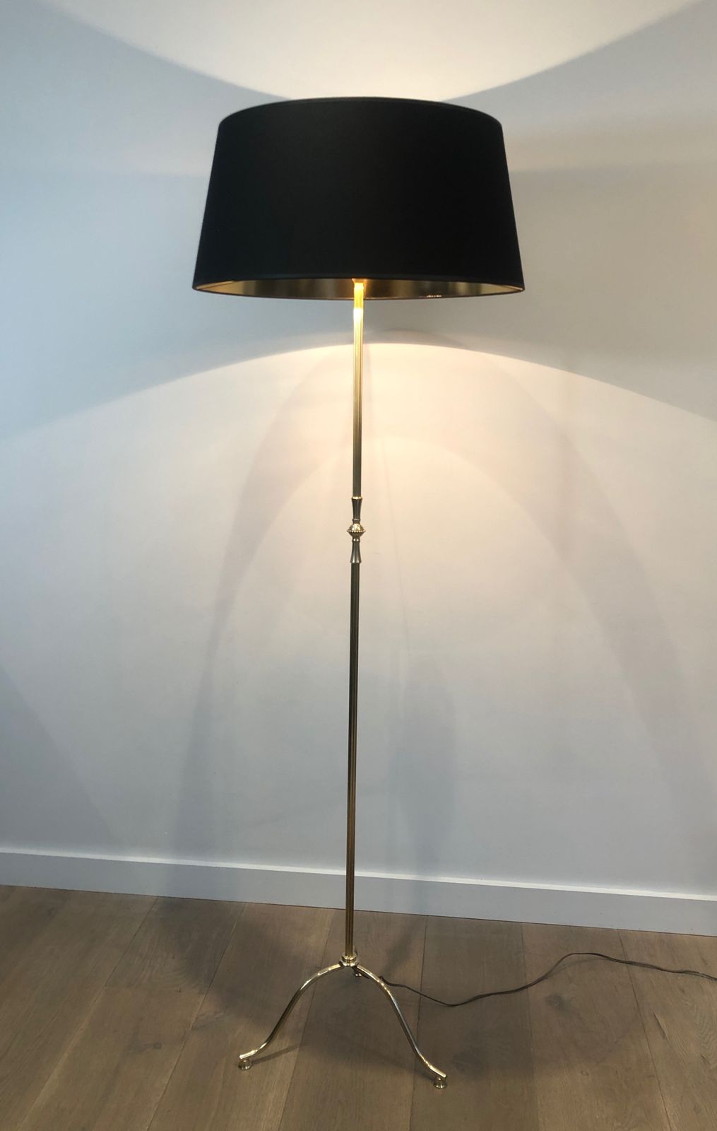 photo vinterior Brass Parquet Floor Lamp In The Taste Of Maison Jansen
