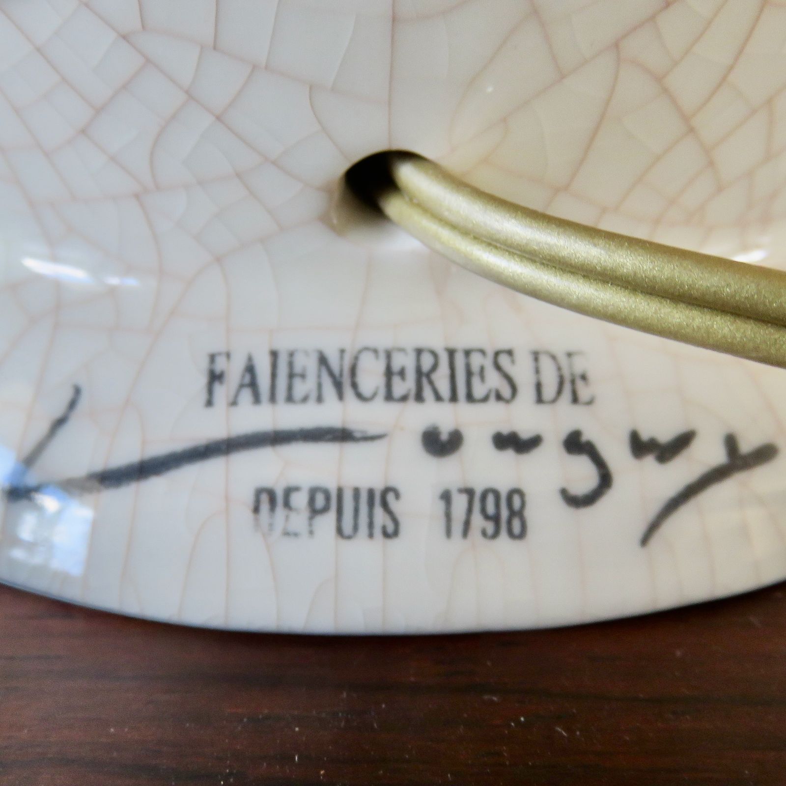 612.0 Large Ecru Cracked "Longwy" Earthenware Lamp With Bas Relief Of Suns And Stars. France 1945 1950 photo