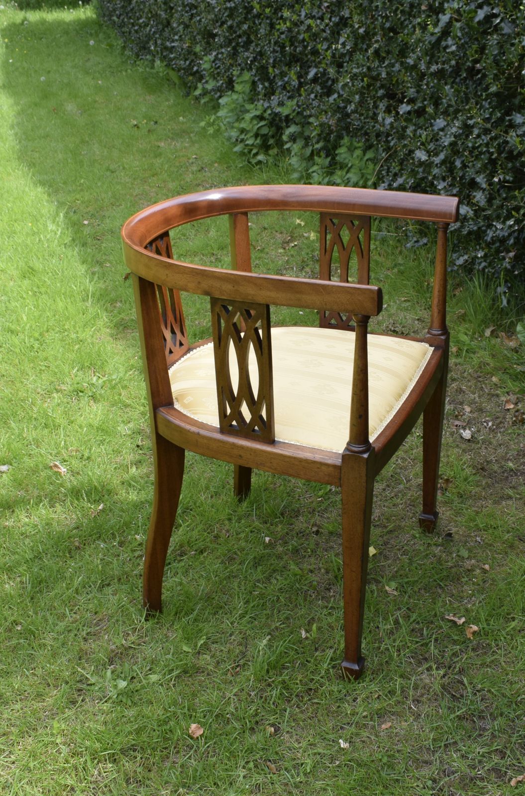 photo furniture Victorian Inlaid Tub Chair, 1800s
