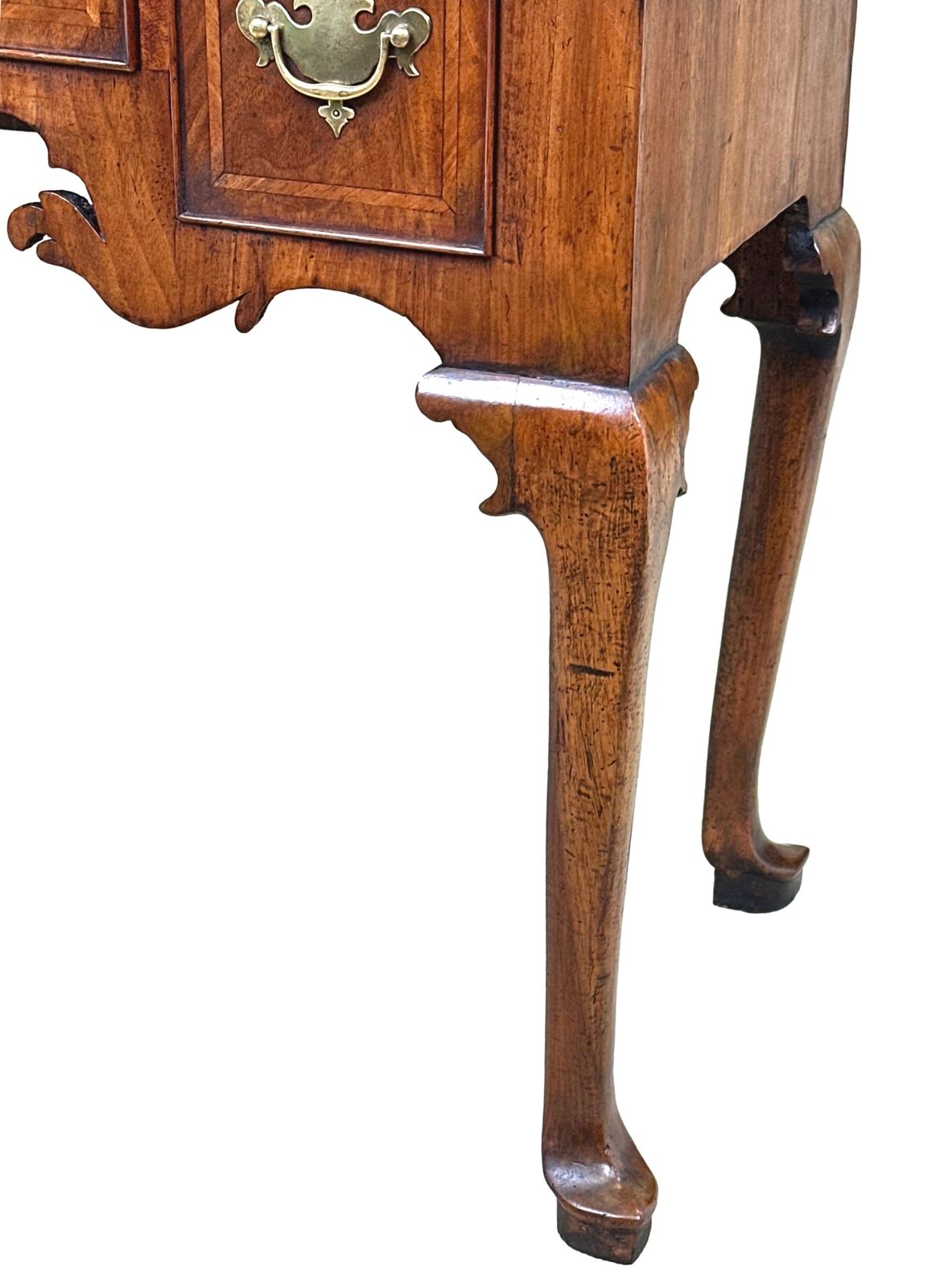 Early 18th Century Georgian Walnut Lowboy (England, Circa 1730) photo 4650.0