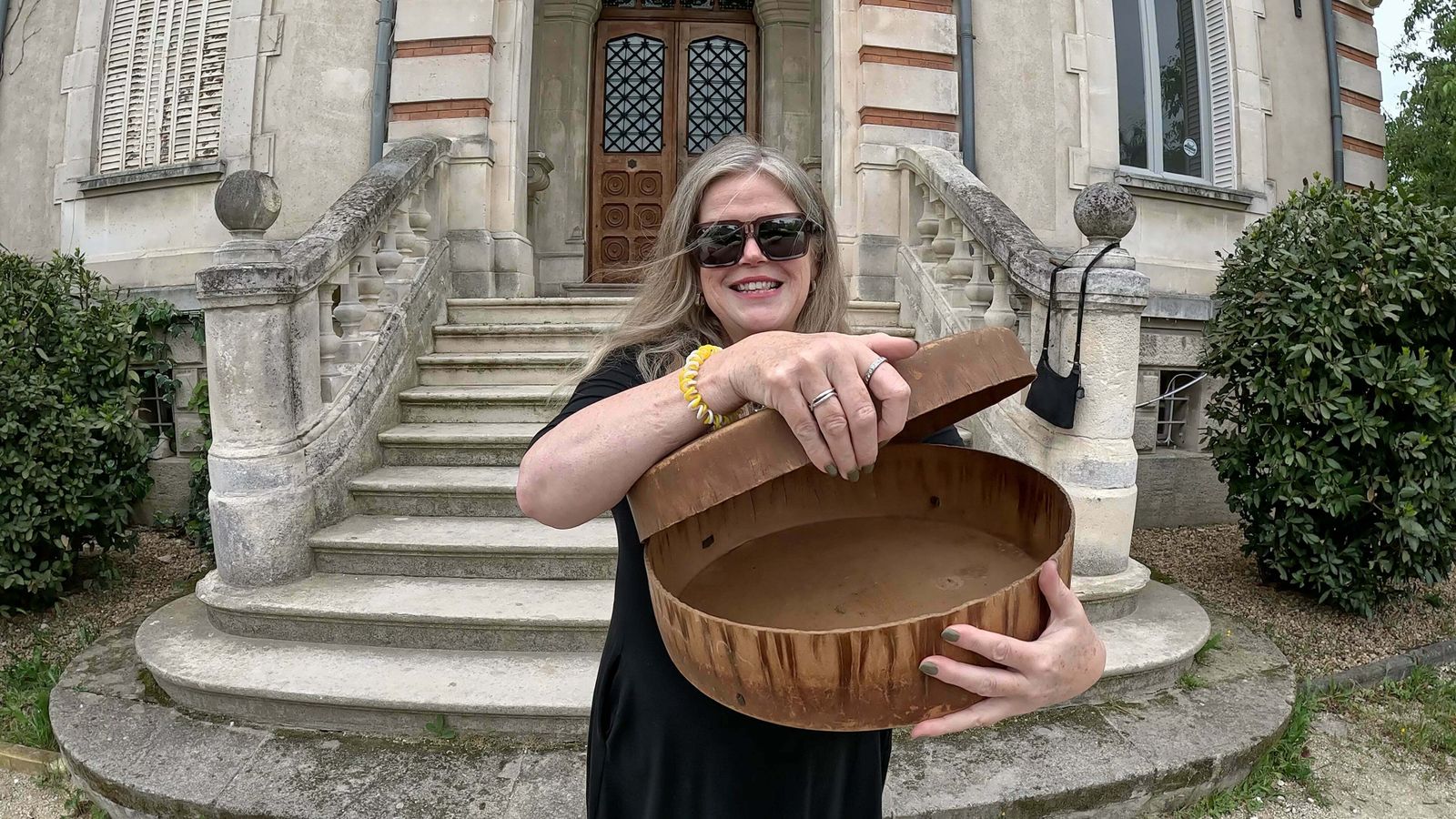 M.Buess Boulangerie Vienoise   Chaucer De Vonds, Switzerland. Gateau Carton Box | Very Rare Find | Sent To Paris, France photo 177.0