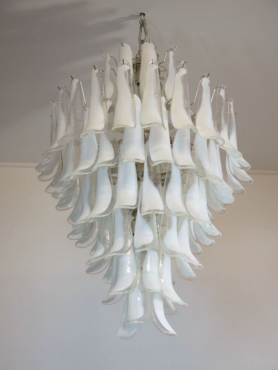 photo for sale Chandelier Mazzega Murano, Italy   85 Glass Petals