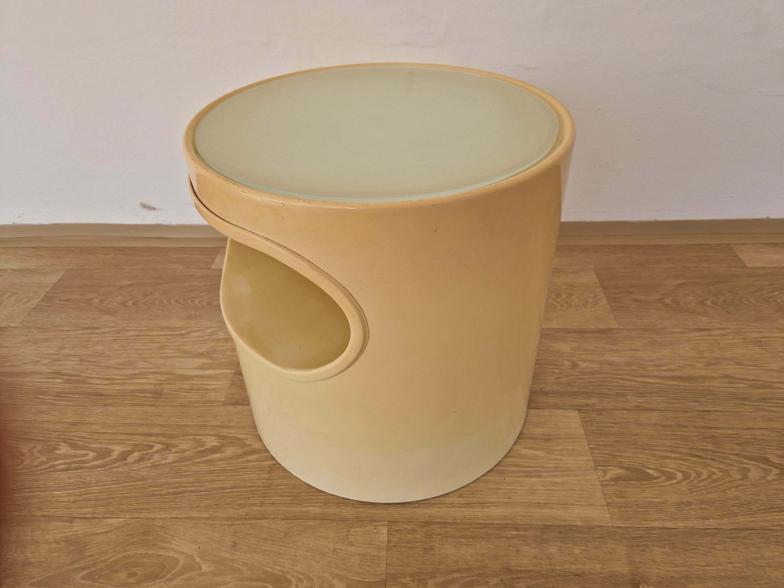Midcentury Space Age Side Table Artemide, Design Emma Gismondi, Italy, 1960s photo vintage