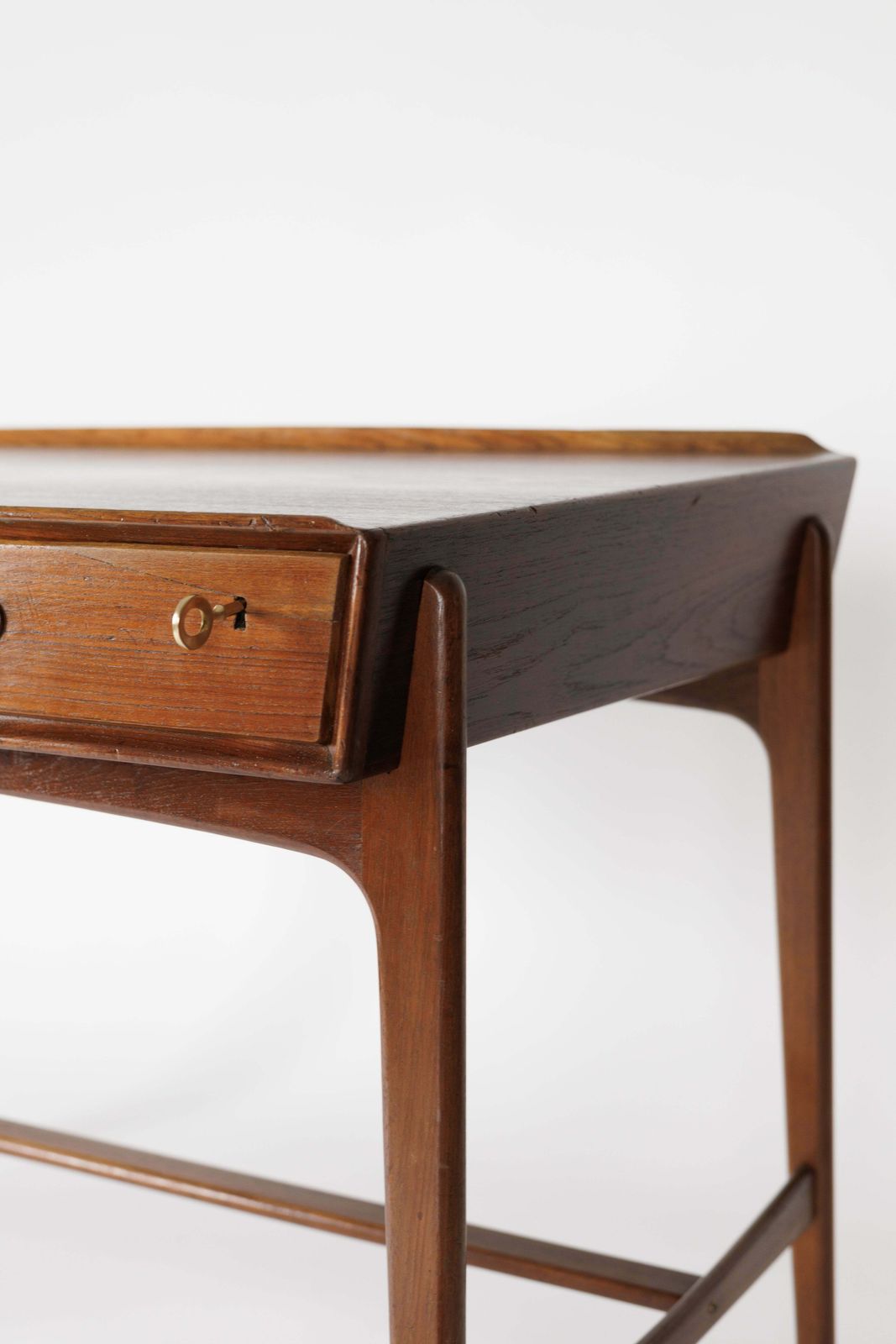 Mid Century Desk By Svend Aage Madsen photo vinterior