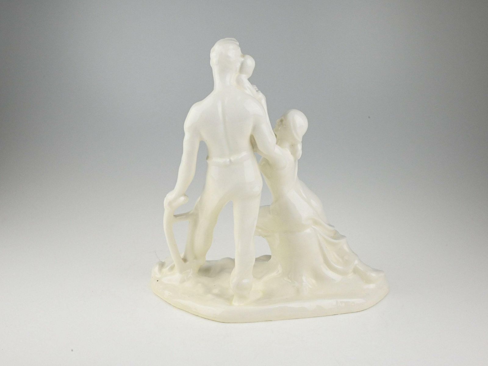 Czech Ceramic Sculpture, Emil Hlavica Design, Family Scene Statue, Mid Century Statue, Mid Century, Ceramic Statue, Ceramic Decoration photo 108.0