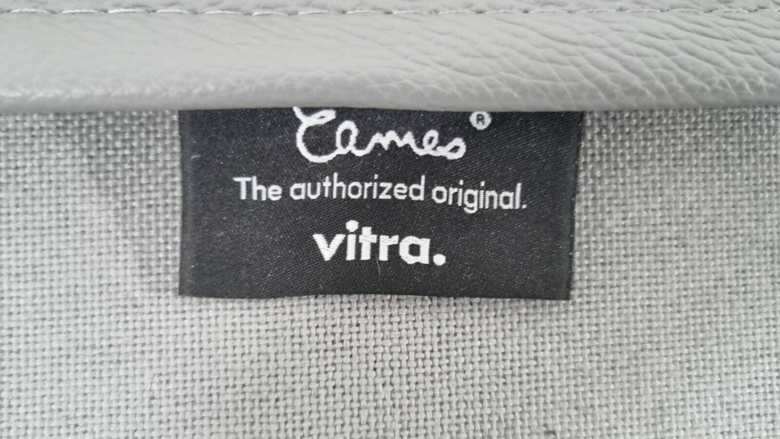 Pristine Vitra Eames Ea219 Soft Pad Chair In Soft Chair Leather photo vintage