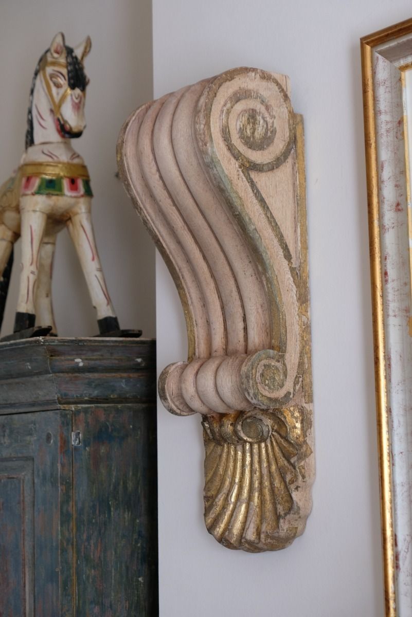 Architectural Pair Of Carved Giltwood Oak Corbels photo Art