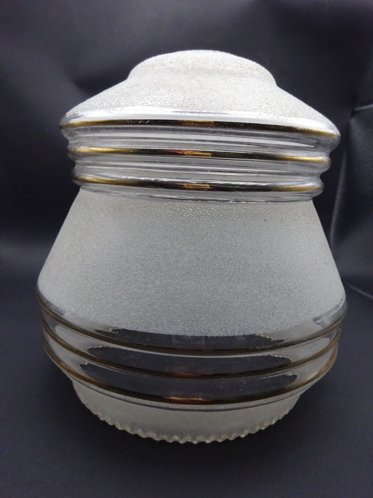 Art Deco Sugar Frosted Glass Light Shade photo vinterior