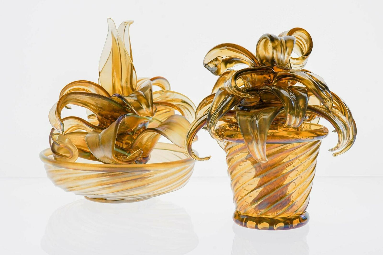 photo furniture Napoleone Martinuzzi , Two Cactus In Murano Iridescent Fume Vamsa Attribution