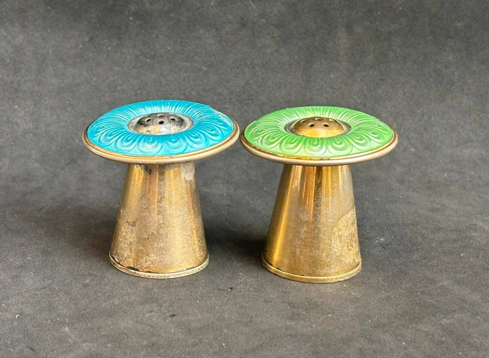 Salt And Pepper Shakers Silver And Enamel Mushroom Shaped Aksel Holmsen Norway Art Deco Wedding Gift Hostess Gift Scandinavian Design photo vinterior