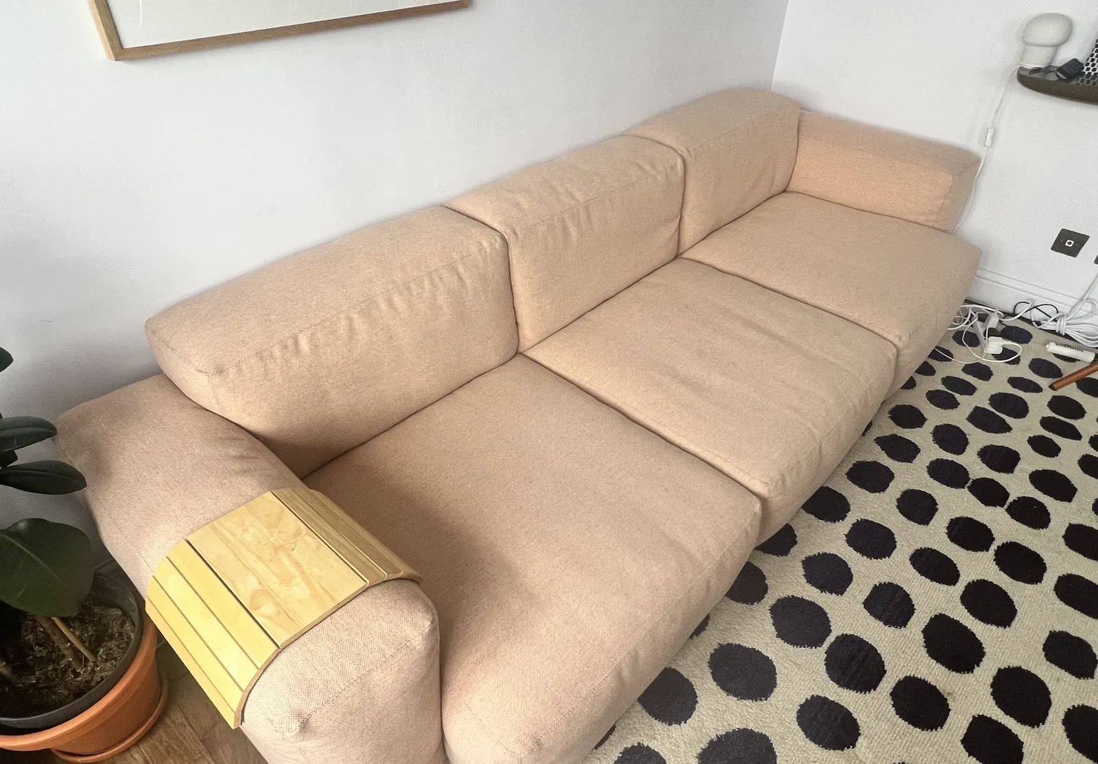 Hay Mags Soft Sofa (Low Armrest) 3 Seater Combination 1 / Maharam Mode 021 Blush Upholstery / Beige Stitching photo for sale
