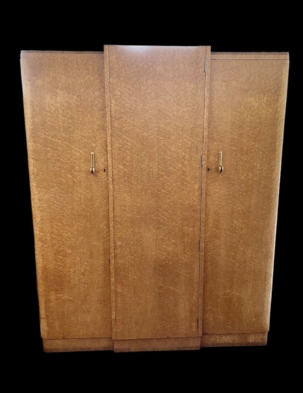 Harry And Lou Epstein Triple Wardrobe In Maple