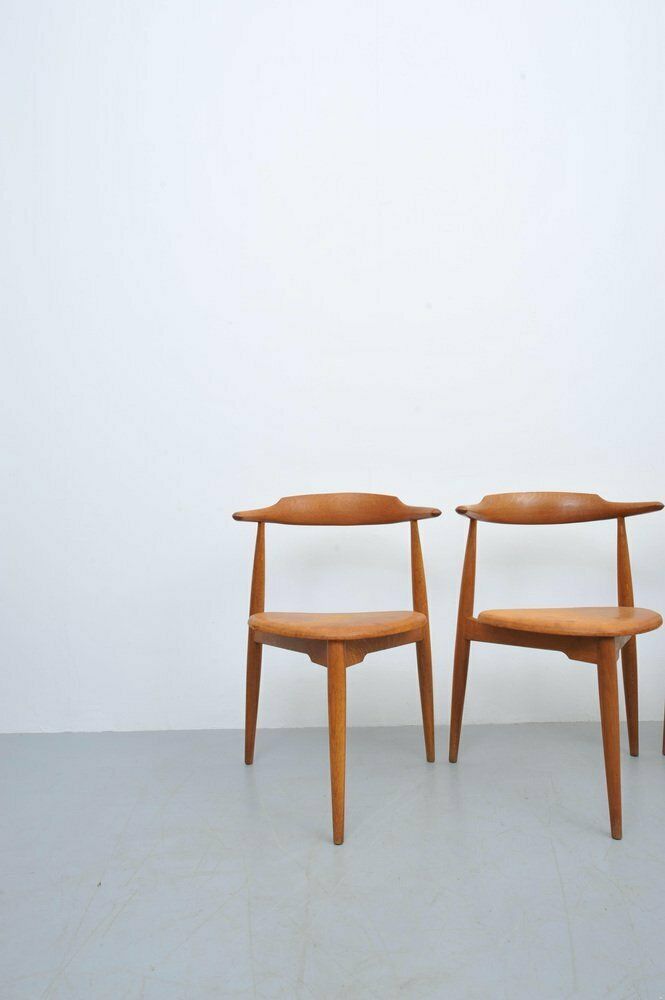 photo furniture Fh4104 Heart Chair By Hans J. Wegner For Fritz Hansen