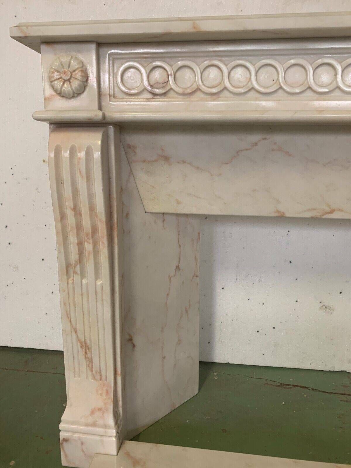 photo vinterior Louis XVI Style Fireplace In Pink Veined Marble XX Century