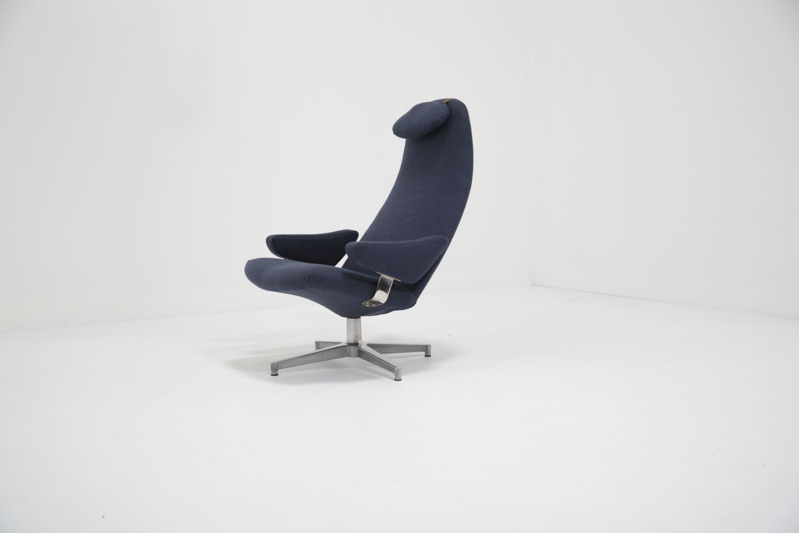 Beklede Draaibare Lounge Fauteuil "Contourette Roto" Van Alf Svensson Voor Dux, Zweden, Jaren 1960. photo for sale