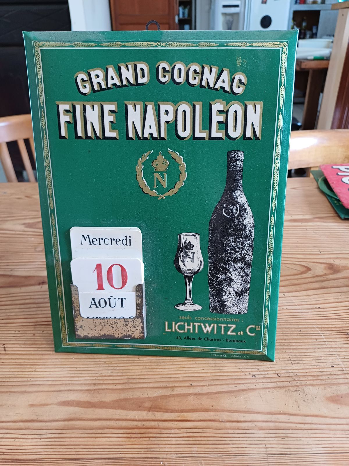Tole Plate Pub Grand Cognac Calendar