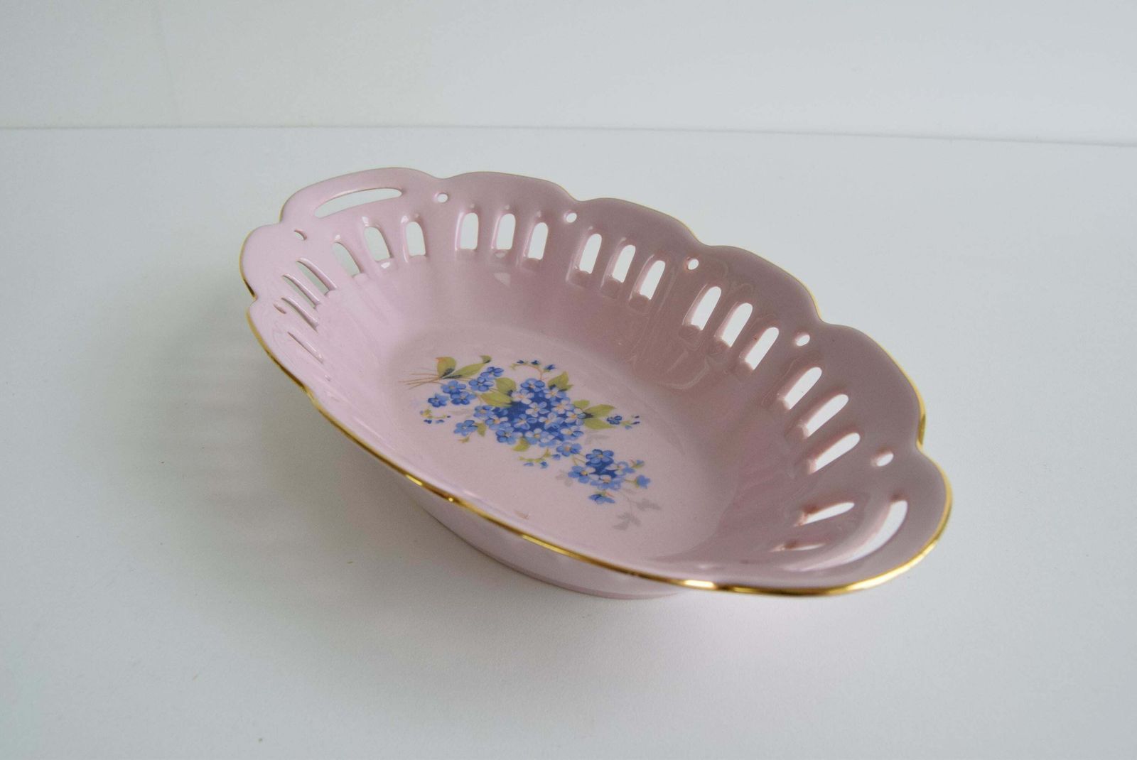 Vintage Pirken Hammer 1803 Bowl, Pink Porcelain Czechoslovakia, Circa 1980's. photo vinterior