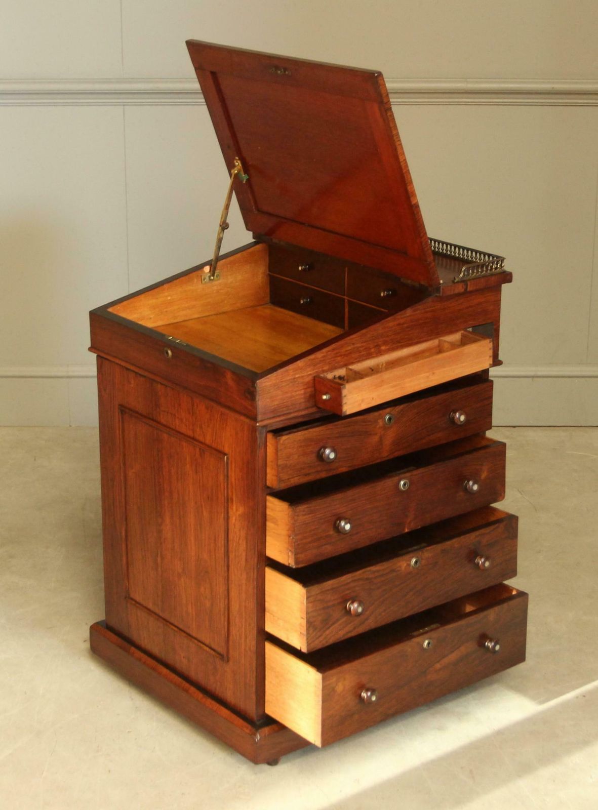 Early 19th Century Rosewood Davenport photo for sale