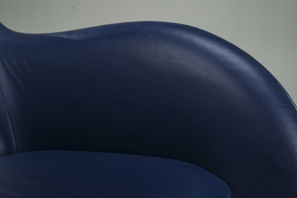photo vintage Loge Armchair & Footstool By Gerard Van Den Berg For Montis, 1990s, Set Of 2