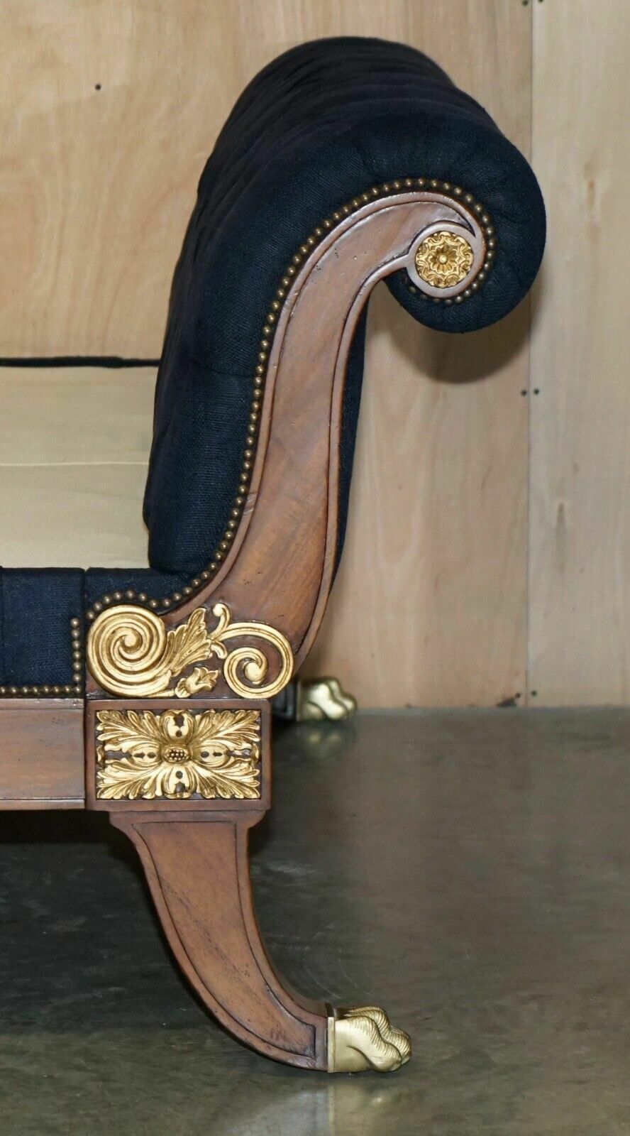 Exquisite Limited Edition Ralph Lauren Rue Royale Chesterfield Tufted Sleigh Bed photo buy
