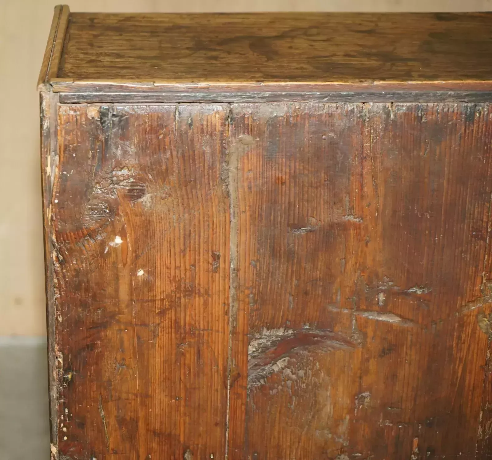 Furniture Exquisite Early Georgian Circa 1760 Writing Bureau Desk With Green Leather Top photo