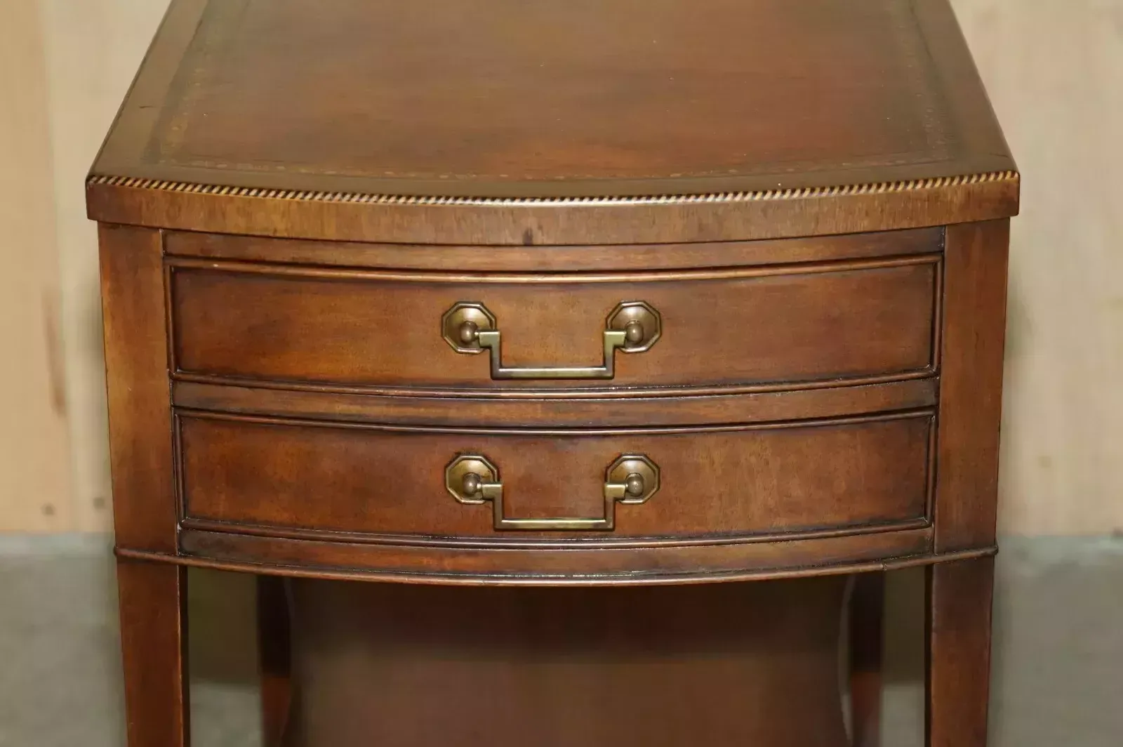 Pair Of Vintage Fully Stamped Grand Rapids Mich Brown Leather Side Lamp Tables photo buy