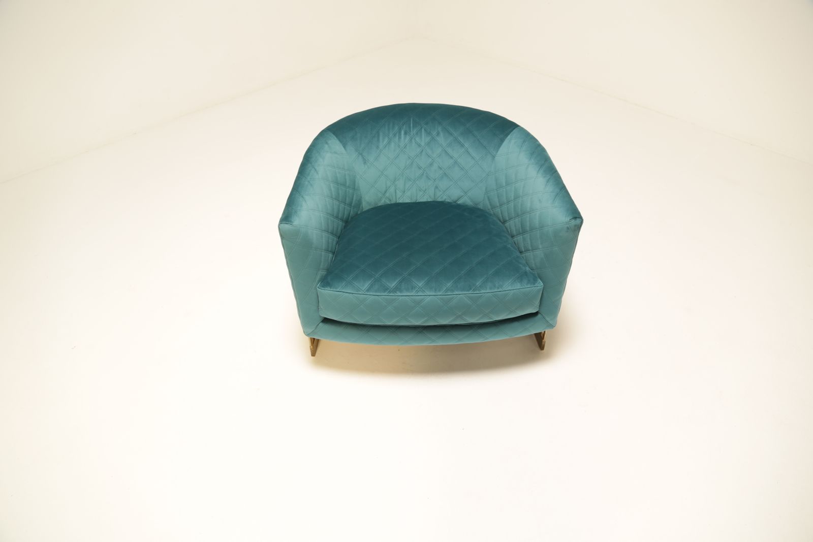 1200.0 Mid Century Upholstered Teal Velvet Tub Chair photo