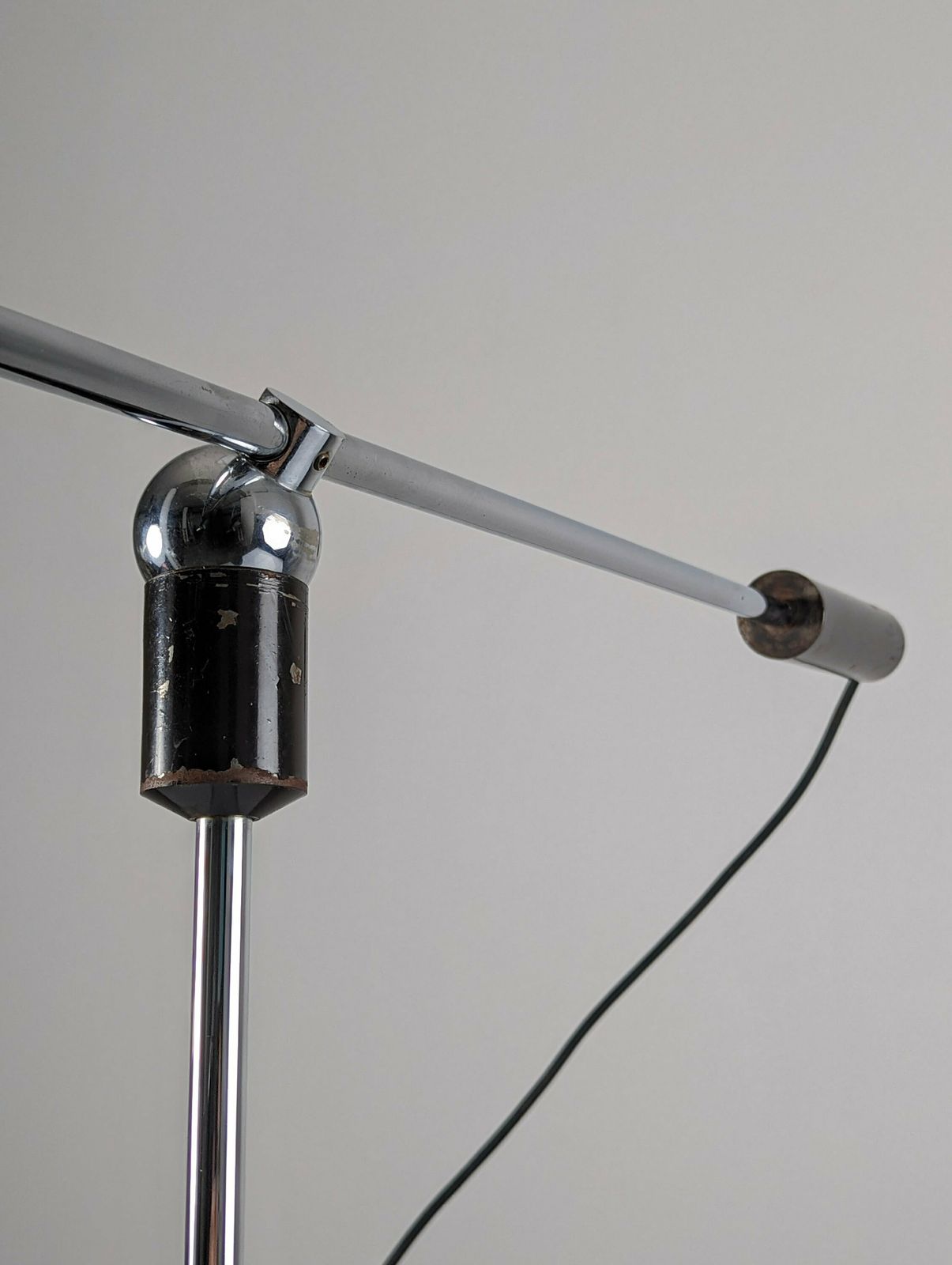 Magneto Floor Lamp By Gilbert Watrous / H. Fillekes 1950s photo vintage