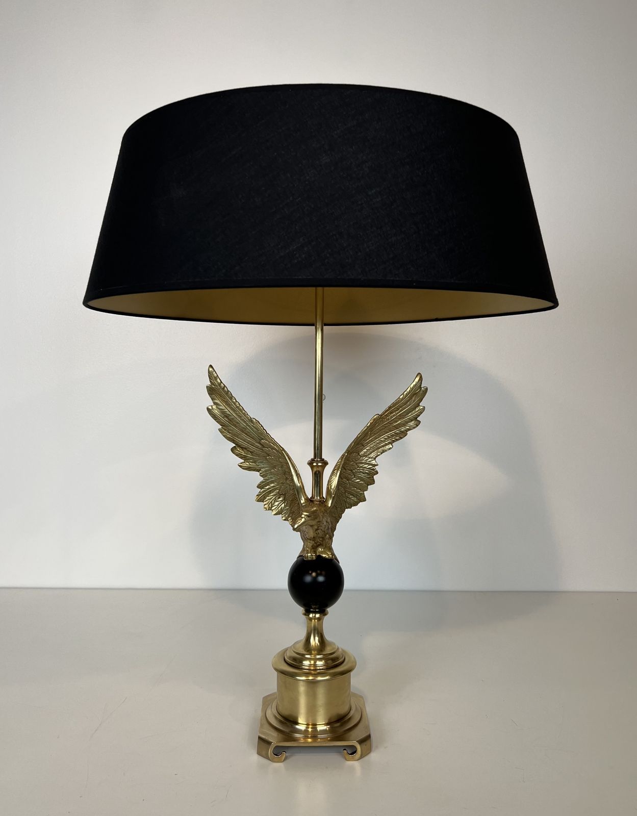 Royal Eagle Lamp In Bronze In The Taste Of Maison Charles photo furniture