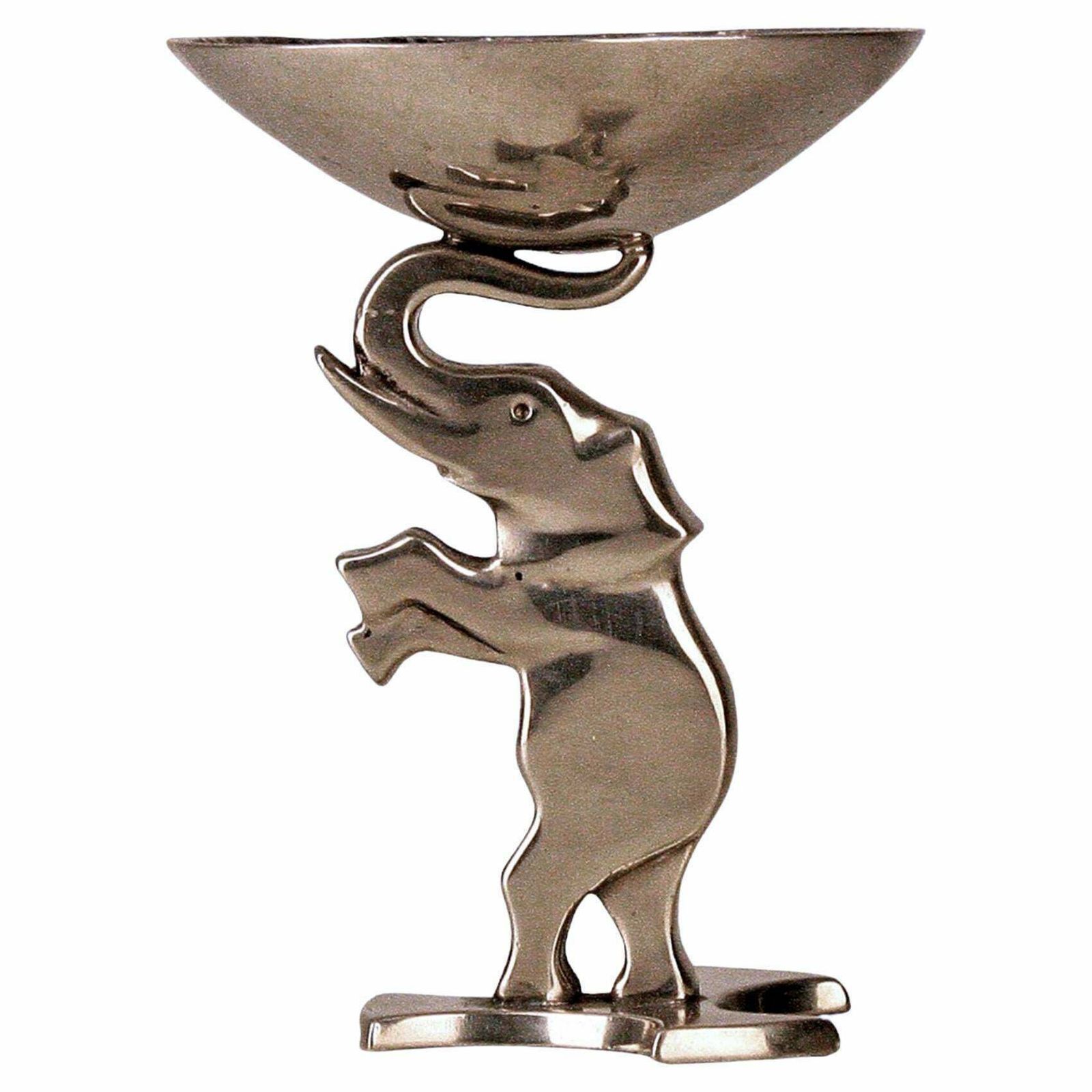 1930s Art Déco Silvered Metal Elephant Holding An Ashtray By Werkstätte Hagenauer Wien, Austria