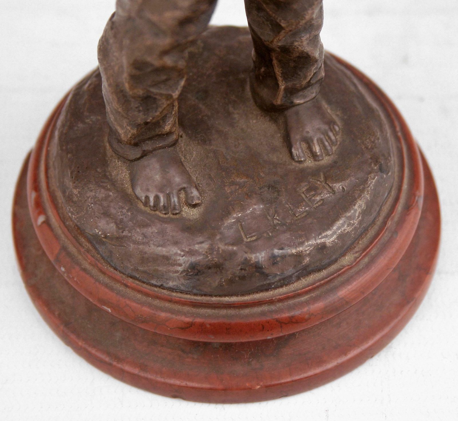 Belle époque French Bronze Sculpture Of A Boy With Overall And A Hat By Louis Kley photo buy
