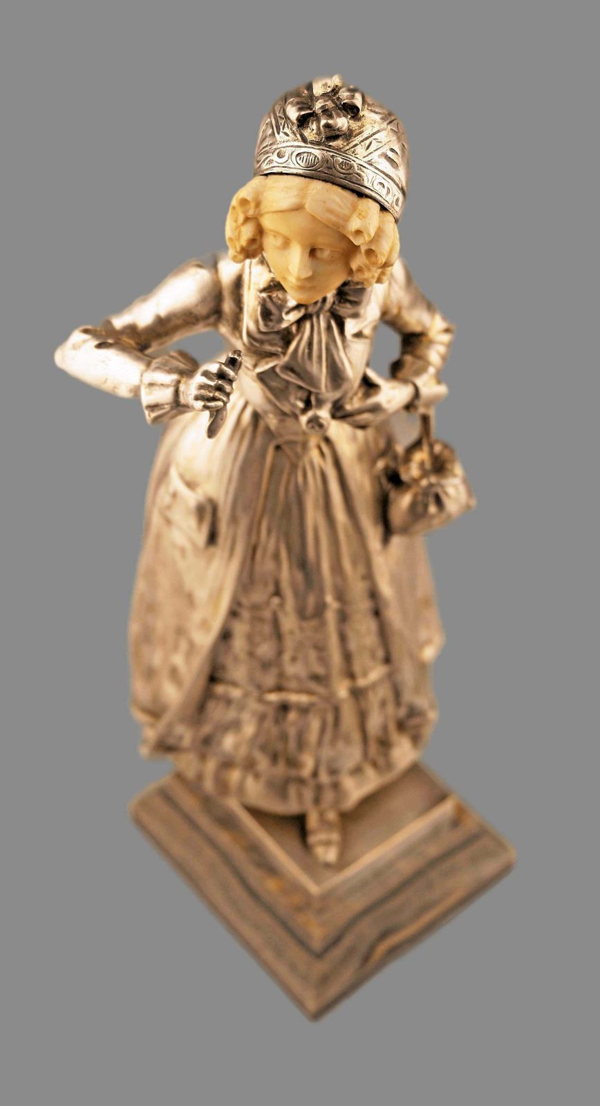 2150.0 Art Nouveau Bronze And Ivory Sculpture Of A Girl By Austrian Ferdinand Lugerth photo